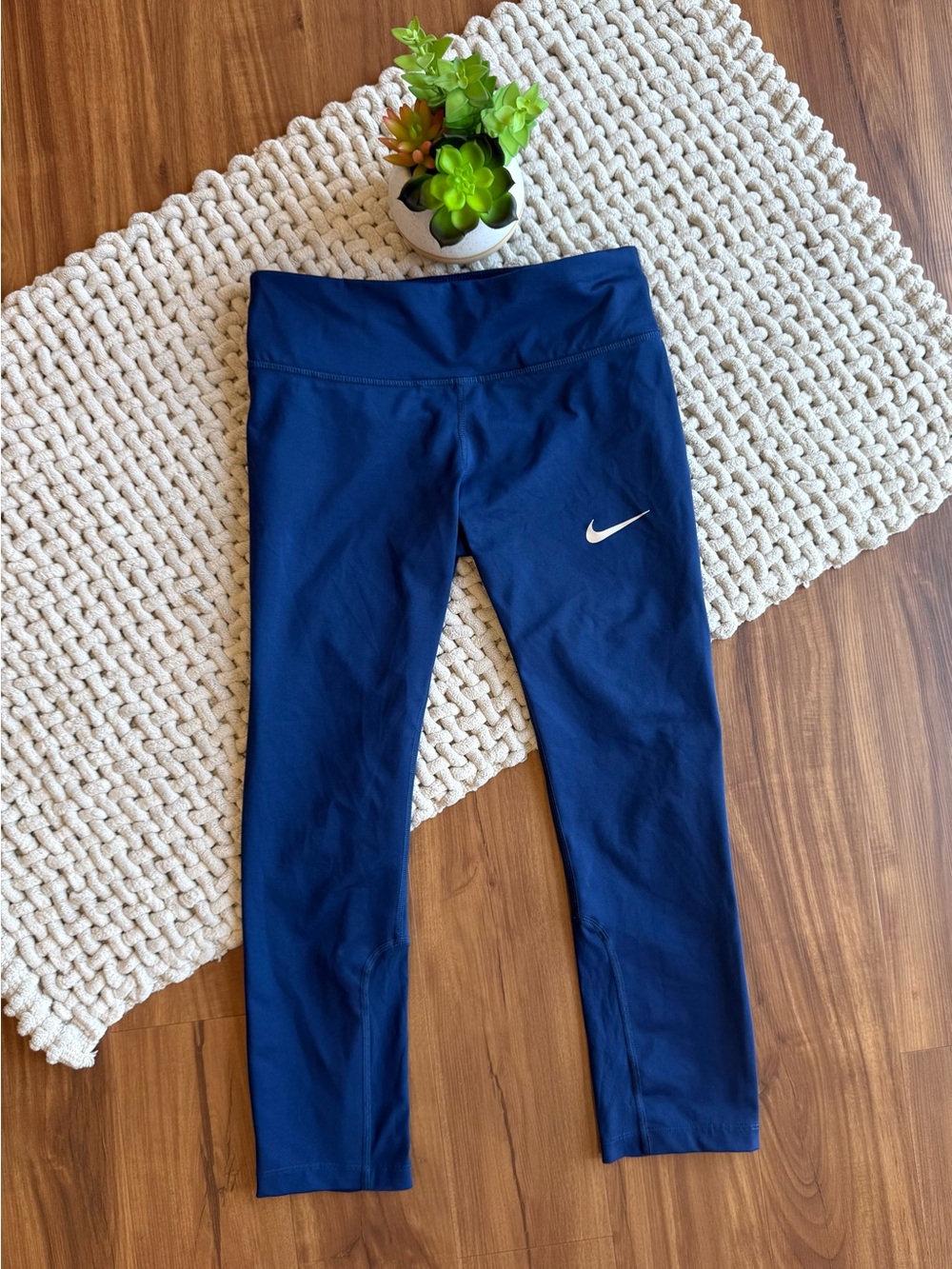 Nike | Women’s Power Epic Crop Dri-FIT Training Tight | Dark Blue | Small